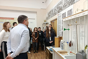 Сварочный динозавр и фрагмент котла из XIX века: о чем еще узнали студенты на экскурсии в Музее тепла «Концессий»? Сварочный динозавр и фрагмент котла из XIX века: о чем еще узнали студенты на экскурсии в Музее тепла «Концессий»?