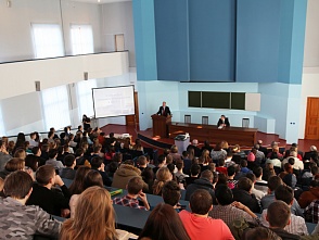 Студенты опорного вуза встретились с председателем избирательной комиссии Волгоградской области