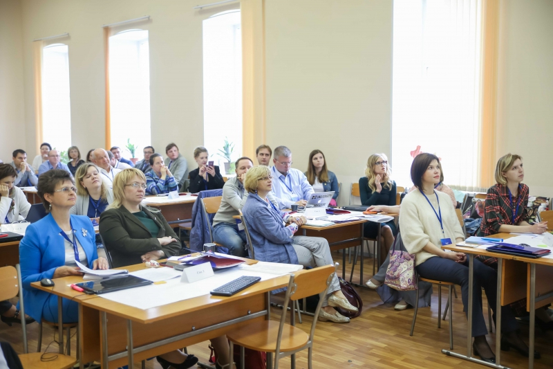 Курсы повышения квалификации киров. Повышение квалификации. Институт повышения квалификации «технопрогресс» gyu. Сертификат о повышении квалификации. Курсы повышения квалификации фото.