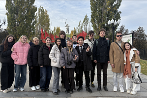 Студенты КТИ (филиала) ВолгГТУ посмотрели достопримечательности и посетили театр Волгограда Студенты КТИ (филиала) ВолгГТУ посмотрели достопримечательности и посетили театр Волгограда