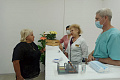 В Волгоградской области по поручению губернатора возобновили работу пункты вакцинации в ТЦ