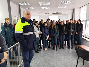 Студенты ИАиС ВолгГТУ посетили пожарную часть, стоящую на защите воздушной гавани региона