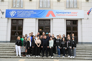 Андрей Бочаров поставил задачи по комплексному обновлению фонтанов и бульвара на проспекте им.Ленина