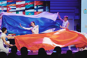 Российские соотечественники обсуждают совместные проекты Российские соотечественники обсуждают совместные проекты