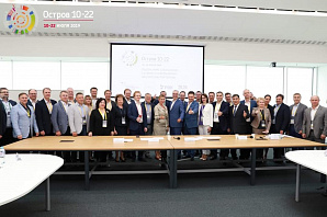 Вчера в рамках работы интенсива «Остров 10-22» ректоры 30 российских вузов, в том числе и ВолгГТУ, подписали четырехсторонние меморандумы 