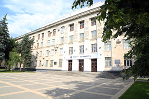 Поздравление ректора ВолгГТУ А.В. Навроцкого с Днем знаний