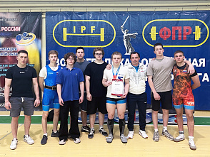 Чемпионат Волгоградской области по пауэрлифтингу: спортсмены ВолгГТУ — среди лучших!