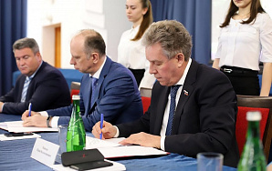 ИА «Волга-Медиа»: Волгоградские металлурги и техуниверситет подписали соглашение