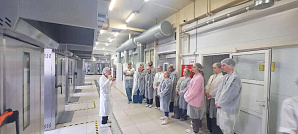 Студенты ФТПП ВолгГТУ познакомились с производством компании «Виво Маркет»