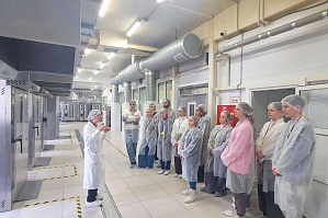Студенты ФТПП ВолгГТУ познакомились с производством компании «Виво Маркет»