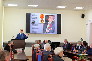 Воин. Учитель. Воспитатель. Ученый. К столетию Евгения Александровича Григорьева 