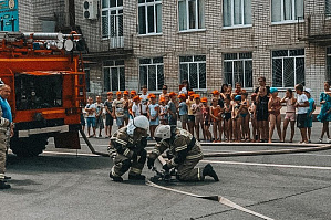 Добровольцы ИАиС напомнили детям о правилах пожарной безопасности