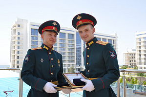 Сайт газеты «Анапское Черноморье»: В военном технополисе под Анапой операторам научных рот вручили погоны Сайт газеты «Анапское Черноморье»: В военном технополисе под Анапой операторам научных рот вручили погоны