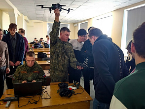 Студентам ВПИ (филиала) ВолгГТУ рассказали о противоминной безопасности и противодействии БПЛА