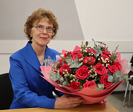 В ИАиС ВолгГТУ торжественно поздравили с юбилеем профессора В.А. Пшеничкину