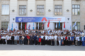 Первокурсников ВолгГТУ поздравили с Днем знаний