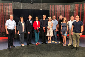 Вниманию абитуриентов! ГТРК «Волгоград-ТРВ». Ток-шоу «Общественная экспертиза». Образование и рынок труда Вниманию абитуриентов! ГТРК «Волгоград-ТРВ». Ток-шоу «Общественная экспертиза». Образование и рынок труда